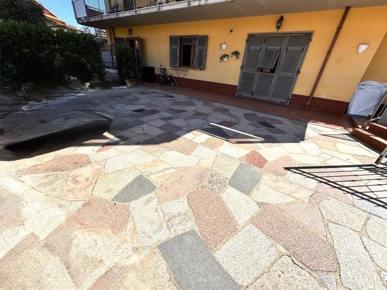 5 rooms Apartment in Santo Stefano di Magra, Italy No. 301529