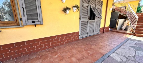 5 rooms Apartment in Santo Stefano di Magra, Italy No. 301529 4
