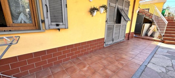5 rooms Apartment in Santo Stefano di Magra, Italy No. 301529 6