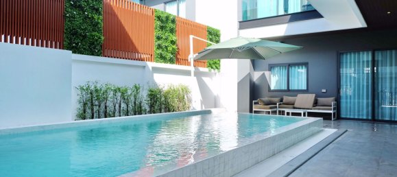 4 bedrooms Cafe / restaurant in Pattaya, Thailand No. 4910 3