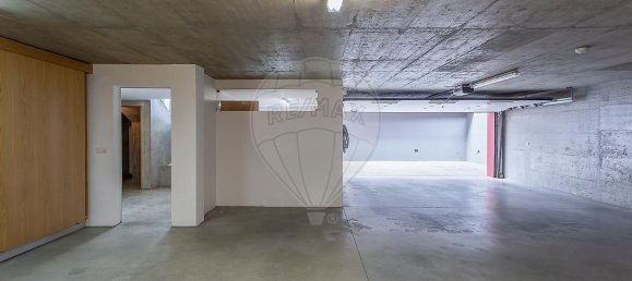 4 bedrooms Villa in Cascais, Portugal No. 46373 7