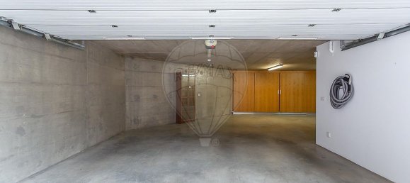 4 bedrooms Villa in Cascais, Portugal No. 46373 4