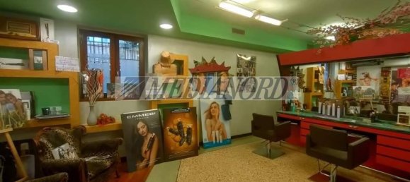 Imóvel comercial de 2 divisões em Alzano Lombardo, Italy N.º 135319 7