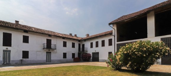 10 bedrooms House in Costigliole d'Asti, Italy No. 58644 20