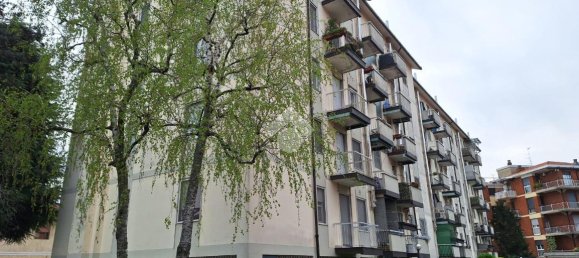 4 rooms Apartment in Magenta, Italy No. 24423 11