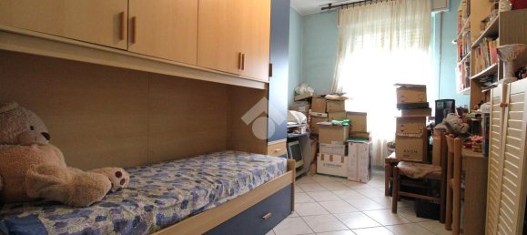 4 rooms Apartment in Magenta, Italy No. 24423 9