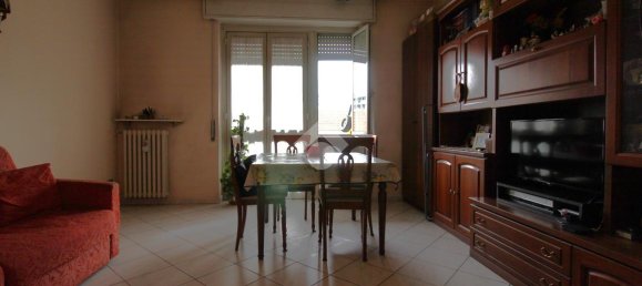4 rooms Apartment in Magenta, Italy No. 24423 13