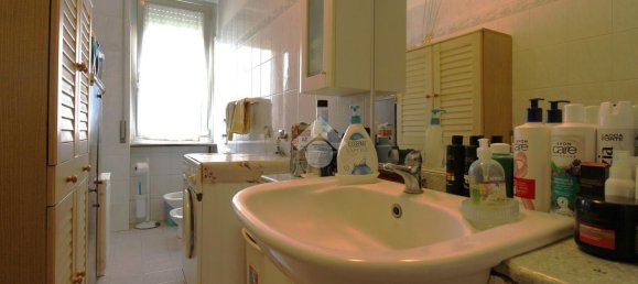 4 rooms Apartment in Magenta, Italy No. 24423 8