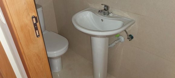 2 Schlafzimmer Wohnung in Canelas, Portugal, Nr. 35359 16