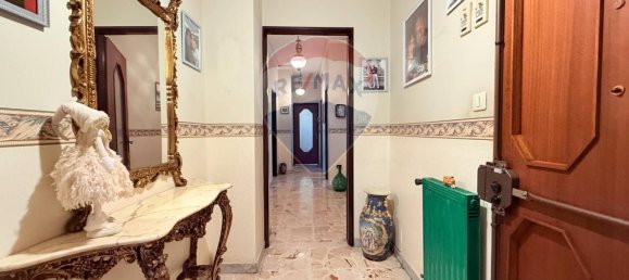 5-salle Appartement à Giarre, Italy No. 15551 40