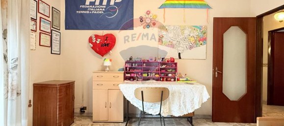 5-salle Appartement à Giarre, Italy No. 15551 8