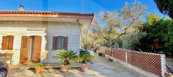 5 rooms Villa in Bitonto, Italy No. 24999 5