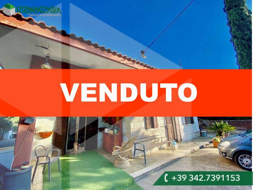 5 rooms Villa in Bitonto, Italy No. 24999