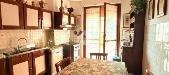 2 Schlafzimmer Wohnung in Florence, Italy, Nr. 353922 8