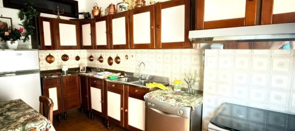 2 Schlafzimmer Wohnung in Florence, Italy, Nr. 353922 9