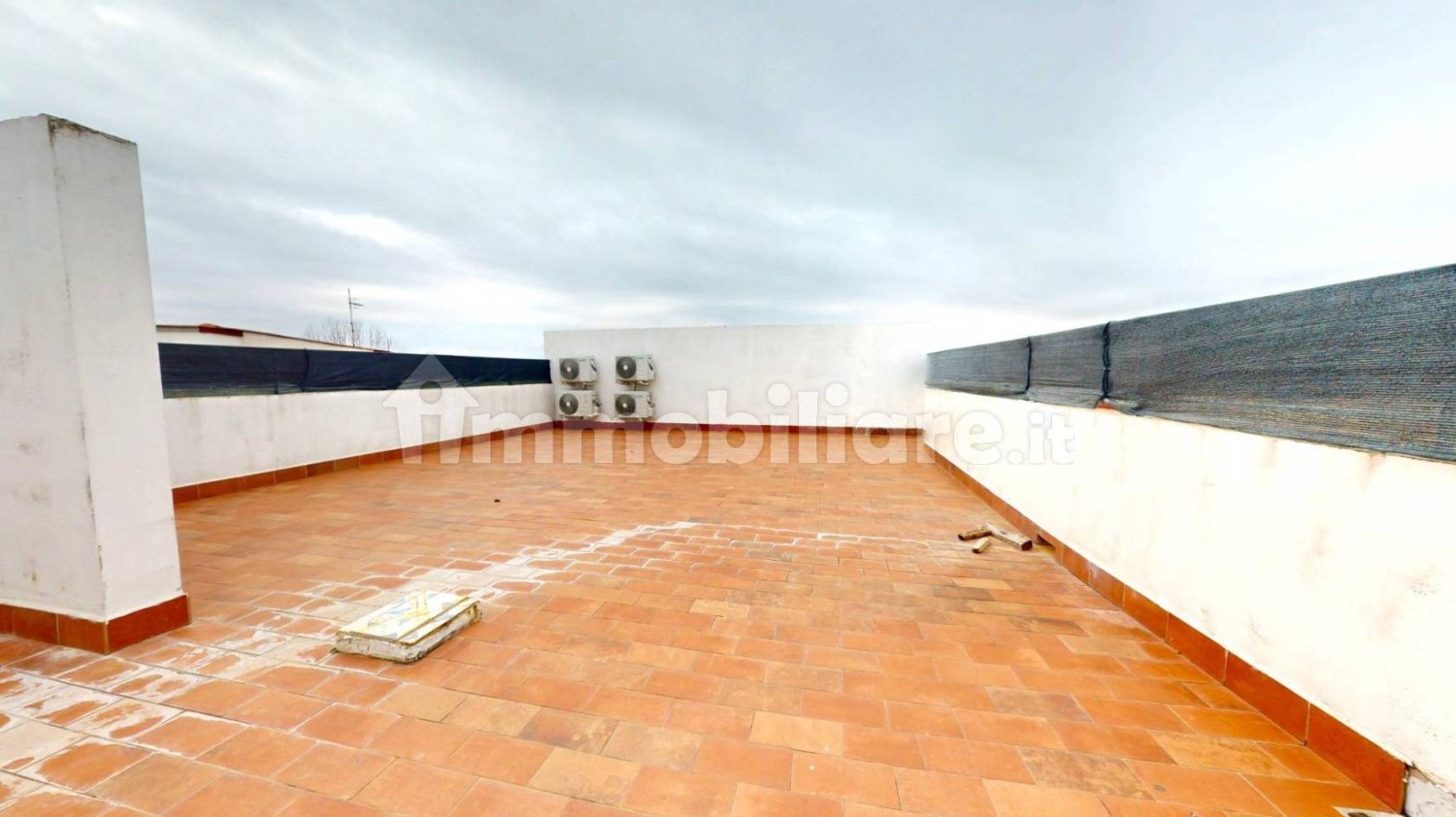 Квартира с 3 спальнями в Помильяно д’Арко, Италия № 22505