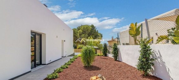 4 bedrooms Villa in Altea, Spain No. 190486 5