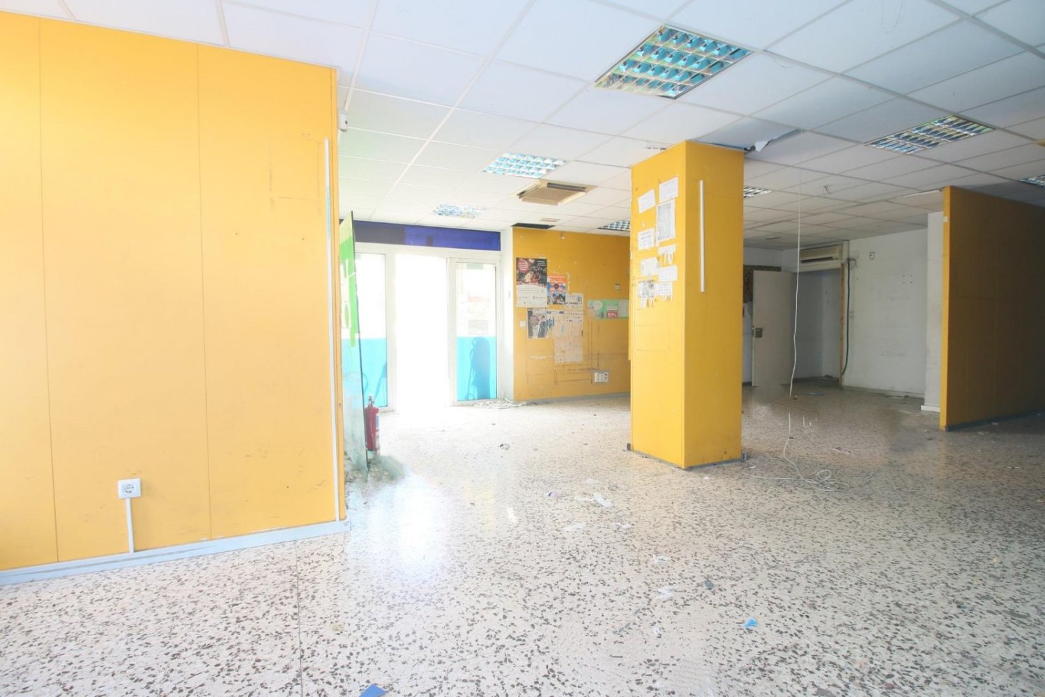 Gewerbliche Immobilie in Alicante, Spain 89m², Nr. 283649