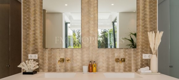 Вилла с 5 спальнями в Эстепона, Испания № 33368 64