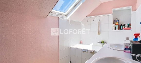 5 bedrooms House in Blois, France No. 274902 11