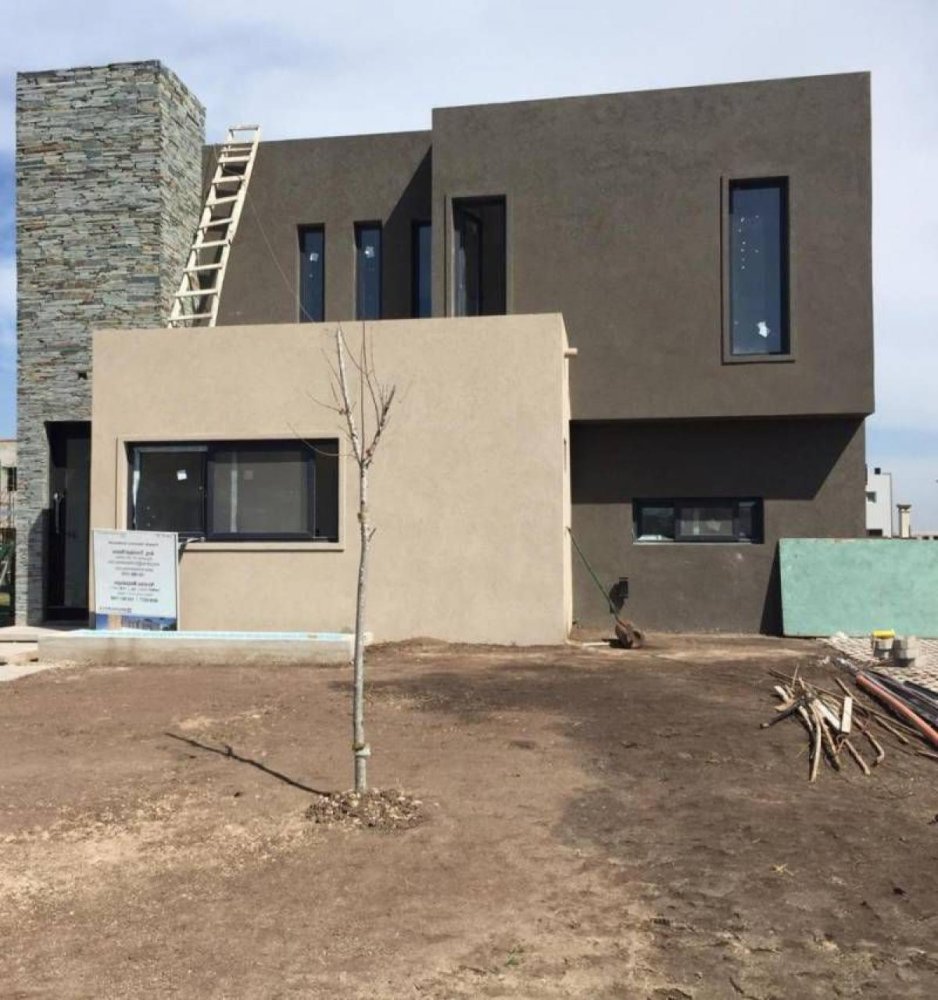 4 chambres Maison à Tigre, Argentina No. 2522