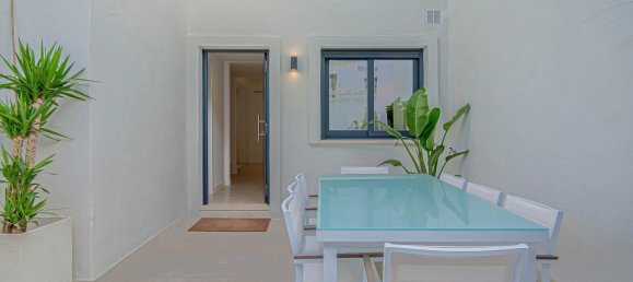 3 bedrooms Townhouse in Estepona, Spain No. 4630 20