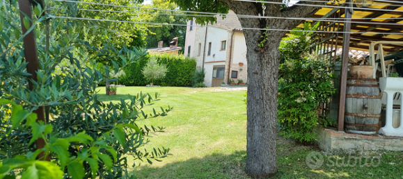 Villa de 6 habitaciónes en Fabriano, Italy No. 251810 2