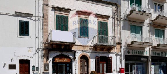 Casa de 6 dormitorios en Cisternino, Italy No. 37393 2