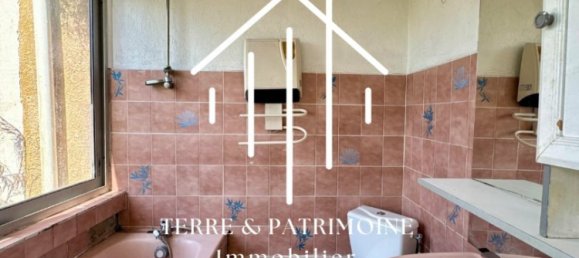 4 bedrooms House in Aubenas, France No. 271856 9