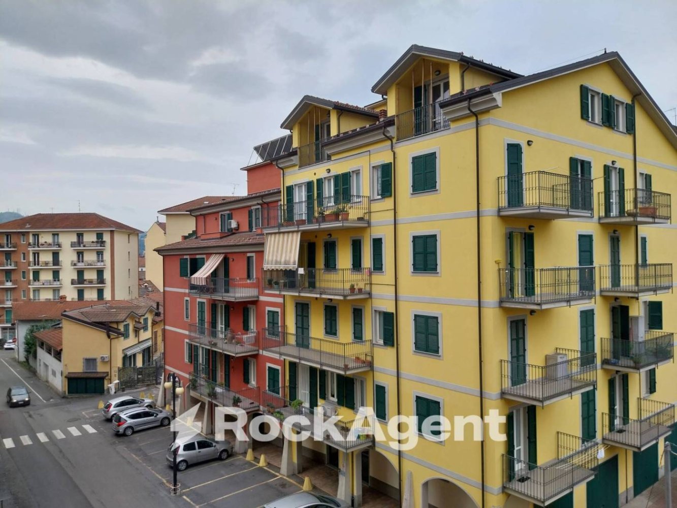 Apartamento de 2 dormitorios en Acqui Terme, Italy No. 264298