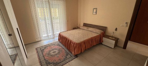 2 Schlafzimmer Wohnung in Rome, Italy, Nr. 313416 8