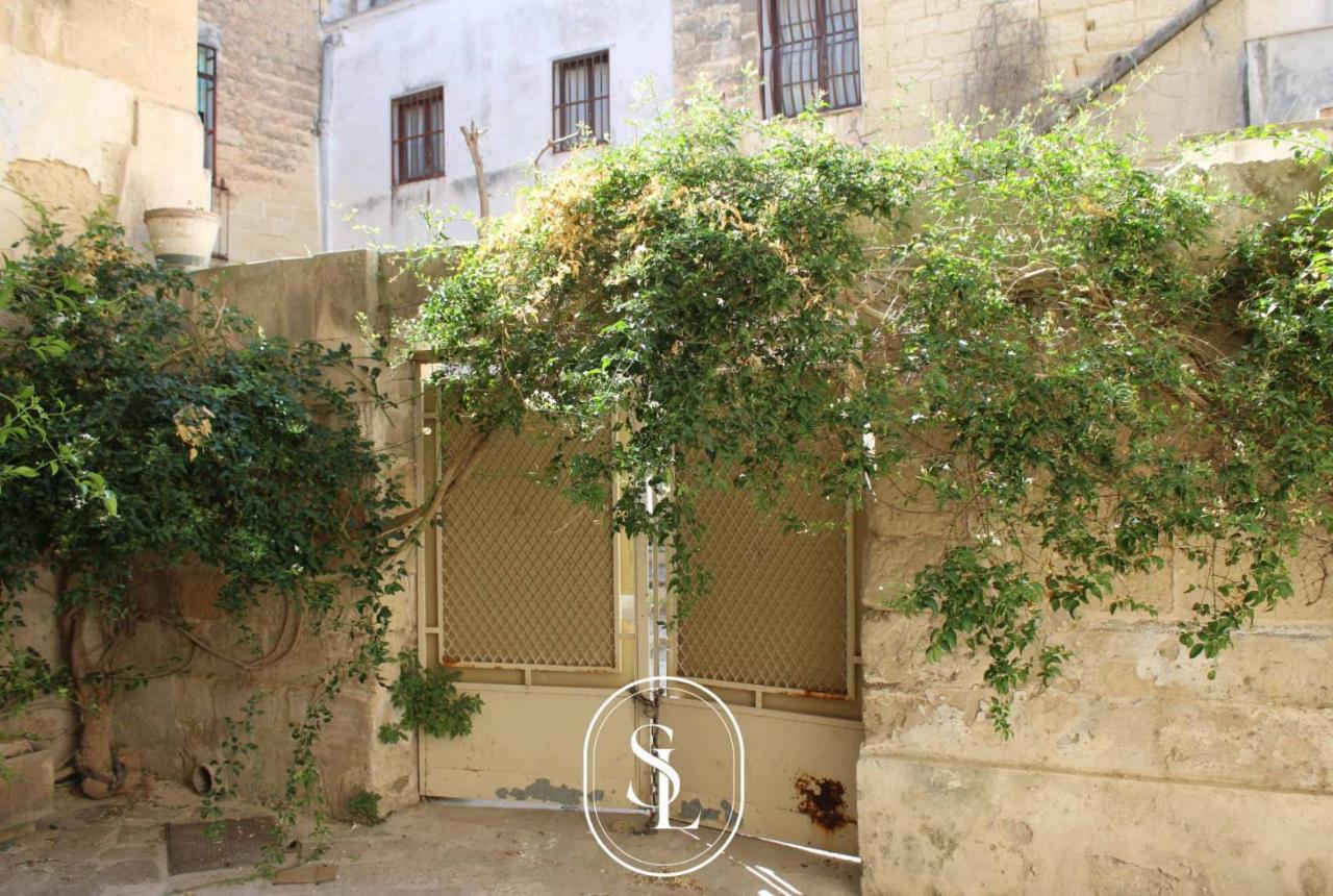 7-salle Appartement à Lecce, Italy No. 227442