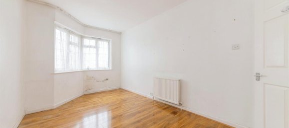 2 bedrooms Apartment in London, United Kingdom No. 6394 22