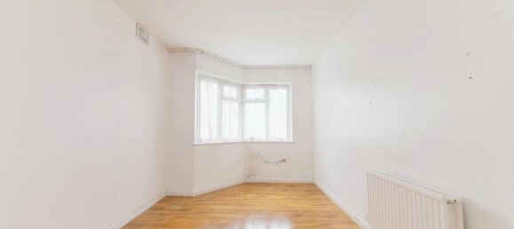 2 bedrooms Apartment in London, United Kingdom No. 6394 17