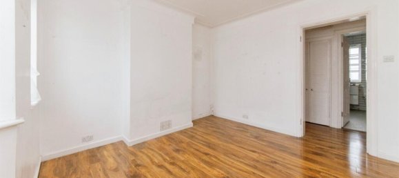 2 bedrooms Apartment in London, United Kingdom No. 6394 25