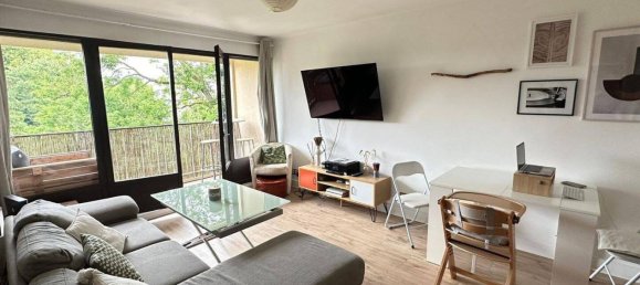 Квартира с 2 спальнями в Шенвьер-сюр-Марн, Франция № 330084 3