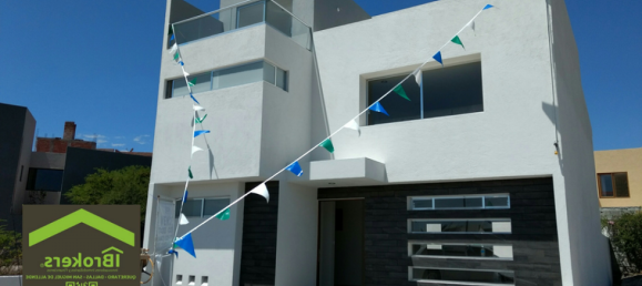 3 bedrooms House in Queretaro, Mexico No. 174821 2