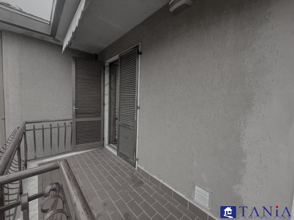 1 غرف نوم شقة في Carrara, Italy رقم 27371