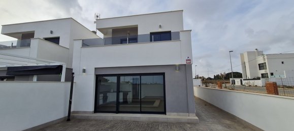 Villa de 3 dormitorios en Los Dolses, Spain No. 9240 12