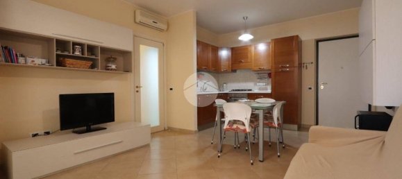 Apartamento de 2 dormitorios en Tortoreto, Italy No. 272713 2