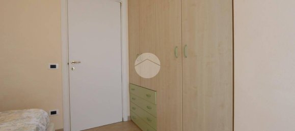 Apartamento de 2 dormitorios en Tortoreto, Italy No. 272713 12