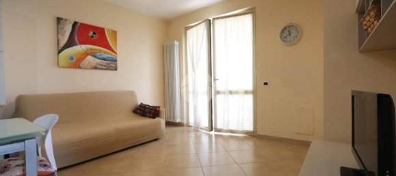 Apartamento de 2 dormitorios en Tortoreto, Italy No. 272713 4