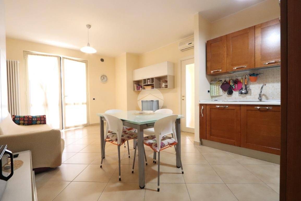 Apartamento de 2 dormitorios en Tortoreto, Italy No. 272713