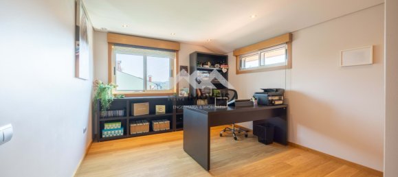 5 bedrooms Villa in Matosinhos, Portugal No. 224450 17