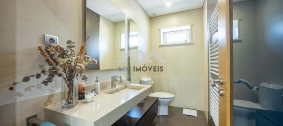 5 bedrooms Villa in Matosinhos, Portugal No. 224450 14