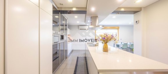 5 bedrooms Villa in Matosinhos, Portugal No. 224450 21