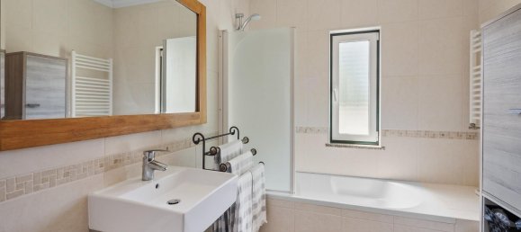 3 Schlafzimmer Villa in Alvor, Portugal, Nr. 102854 14