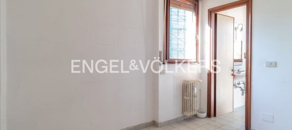 4 rooms Apartment in Rome, Italy No. 63036 18