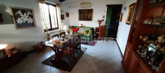 4 bedrooms Villa in Belforte Monferrato, Italy No. 74702 12