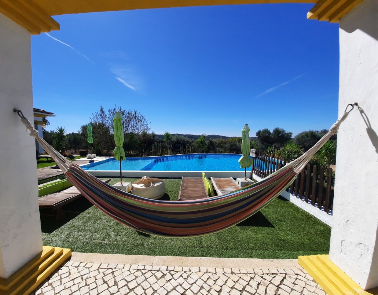 Casa de 9 dormitorios en Cuba, Portugal No. 330323